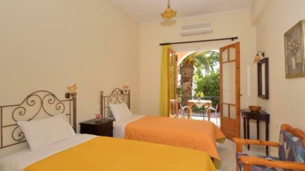 Loukas Inn Family Resort Keri Extérieur photo